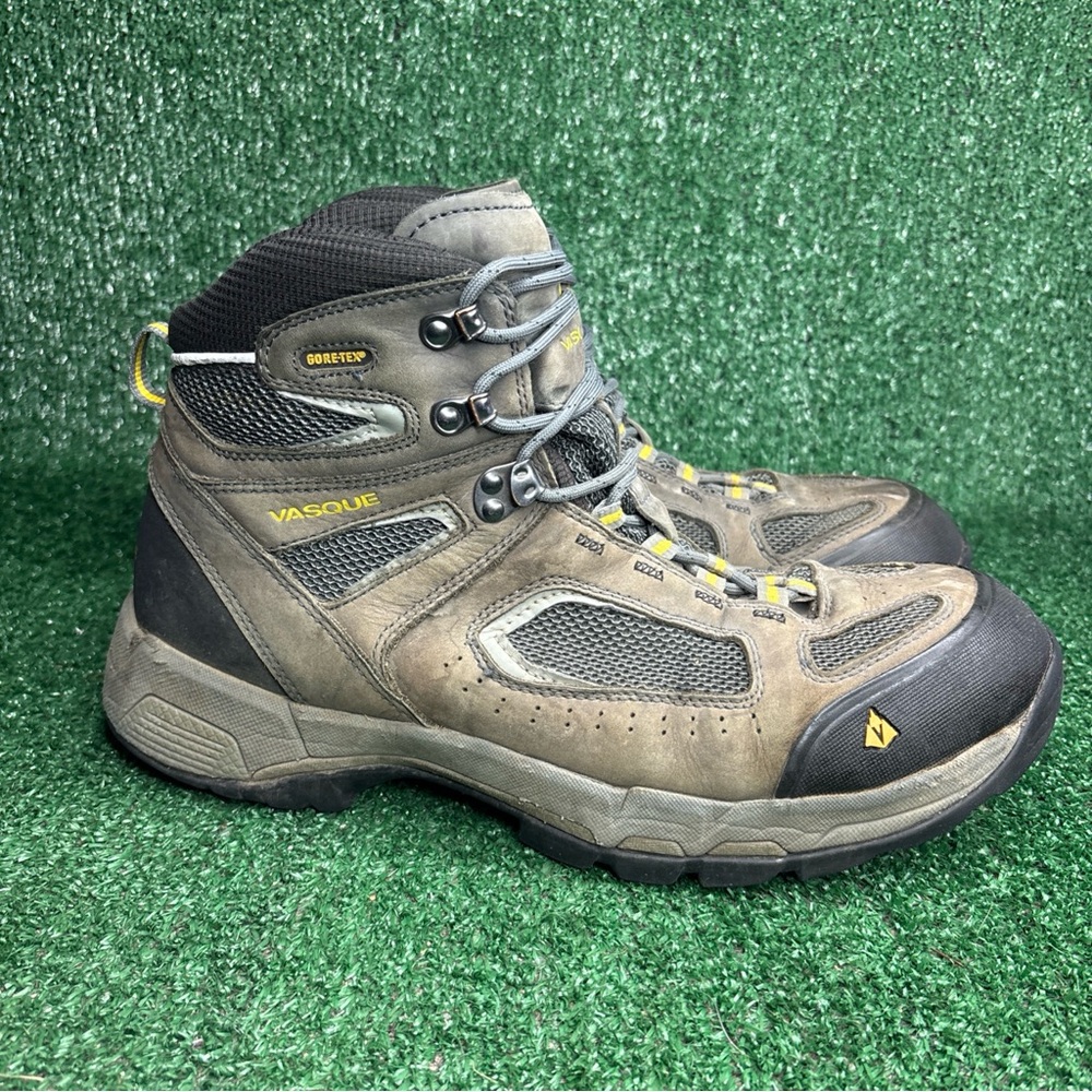 Vasque Hiking Boots Mens Size 13 Gore-Tex Waterproof Vibram Mid Top 7480